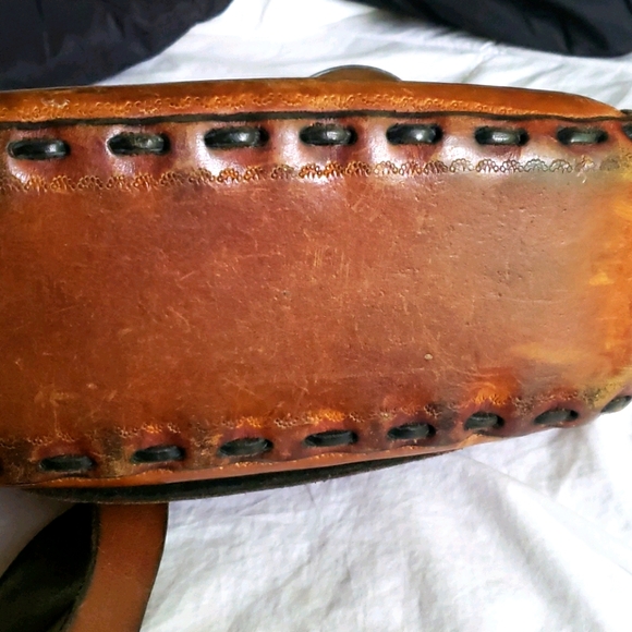 ⚡2 X Host Pick⚡ One of a Kind Vintage Leather Satchel - Picture 7 of 11